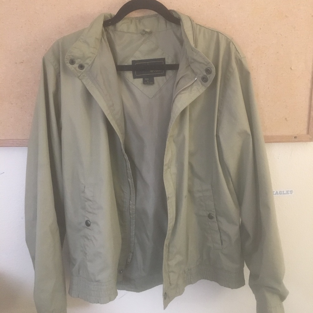 Korean Olive green utility jacket 🧥 - Picture 2 of 9